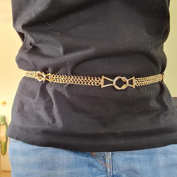 ❤️ 3 for $35 vintage gold toned metal double chain statement belt XS small Y2k - Picture 1 of 7